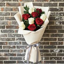 Букет цветов из:  Розы #REPLACE_PRED# Старобачатах