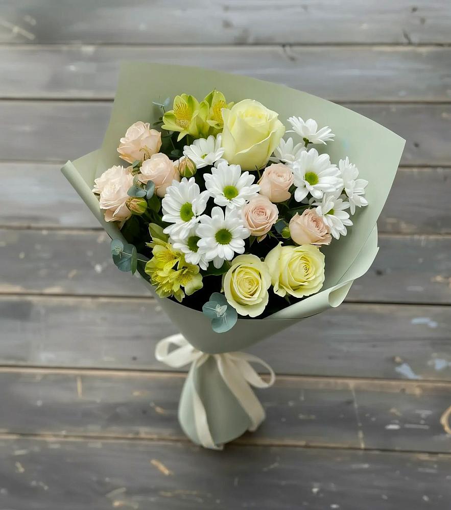 Букет цветов из: Альстромерии, Розы и Хризантемы в Старобачатах