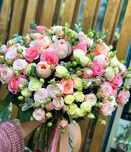 Букет цветов из:  Розы #REPLACE_PRED# Старобачатах
