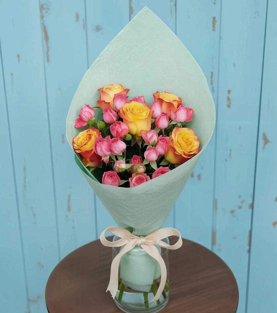 Букет цветов из: Розы в Старобачатах