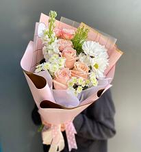 Букет цветов из:  Хризантемы и Розы в Старобачатах