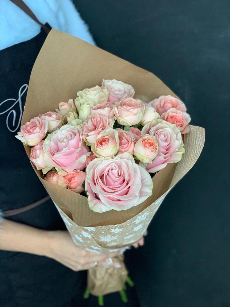 Букет цветов из: Хризантемы и Розы в Старобачатах