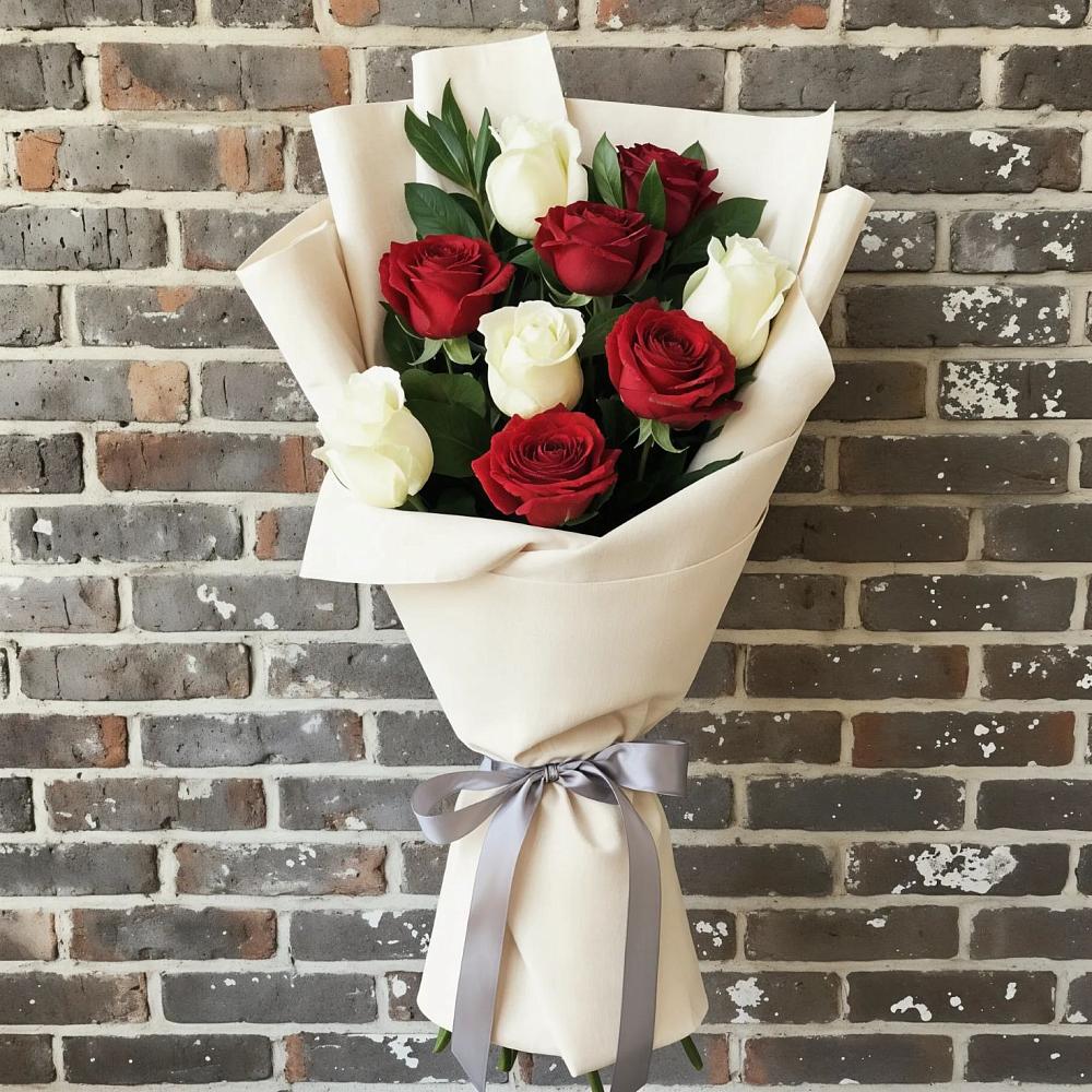 Букет цветов из: Розы в Старобачатах