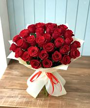 Букет 29 Красных роз в Старобачатах