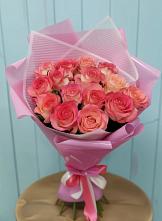 Букет 15 Розовых роз Равель в Старобачатах